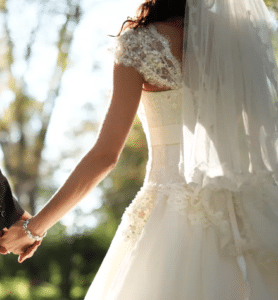 تفسير حلم زواج المتزوجة في المنام