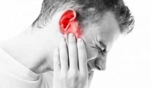 تجاربكم مع التهاب الاذن الوسطى