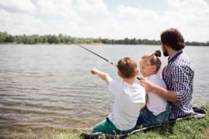 تعبير عن صيد السمك للاطفال
