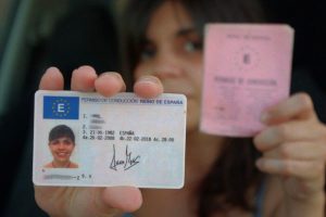 كيفية تحويل رخصة السياقة إلى رخصة دولية