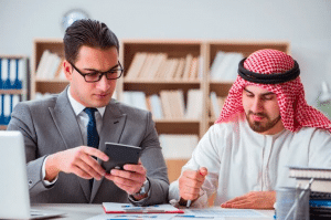 شروط فتح حساب بنكي في دبي لغير المقيمين